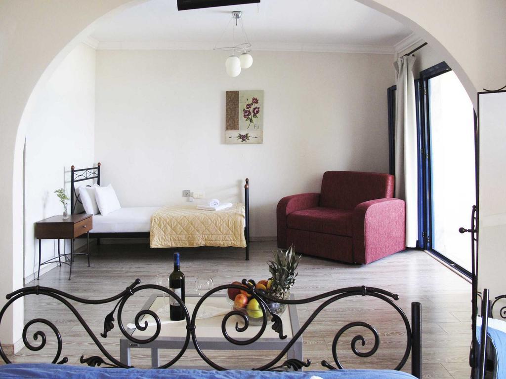 Hotel Azur Kriopigi Exteriér fotografie