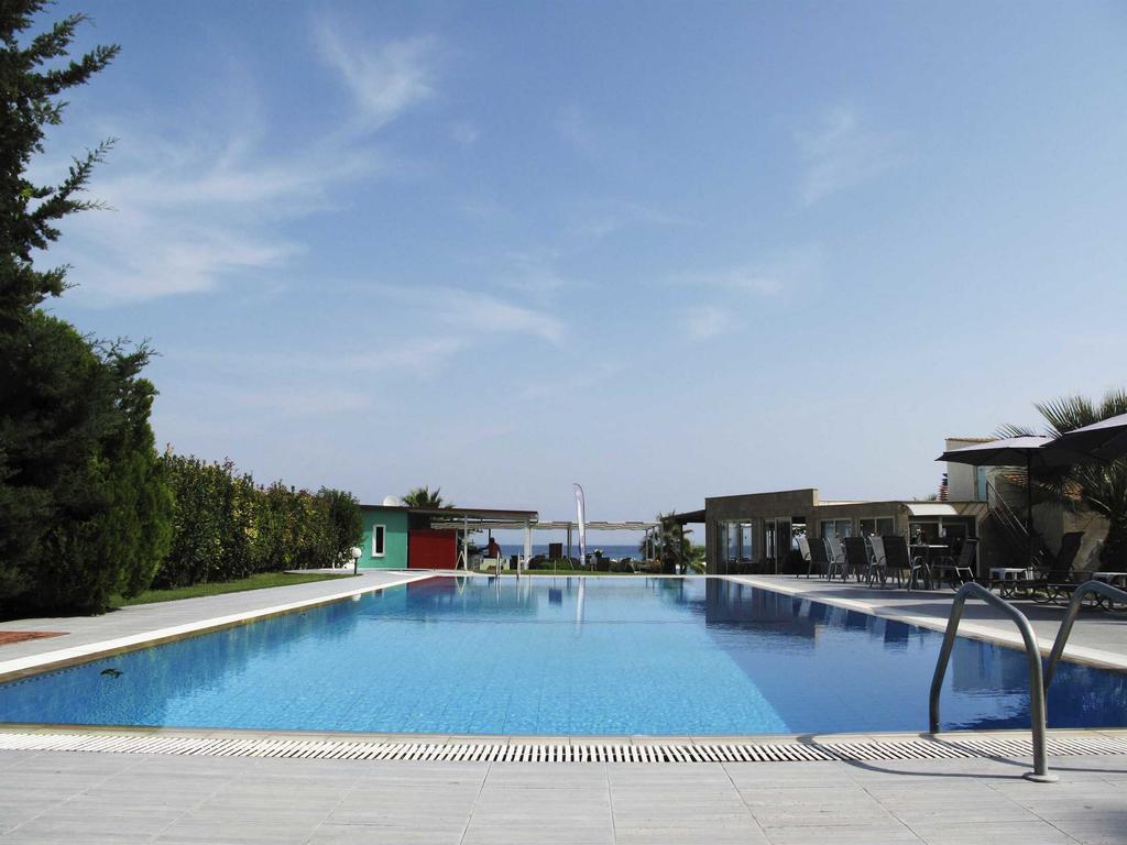Hotel Azur Kriopigi Exteriér fotografie