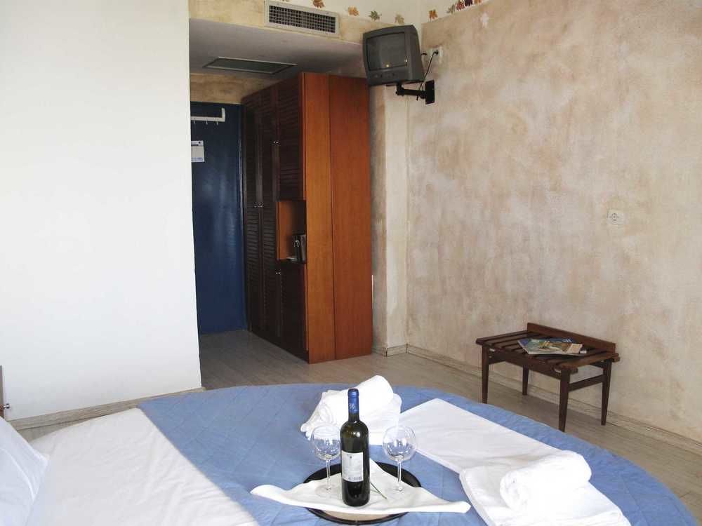 Hotel Azur Kriopigi Exteriér fotografie